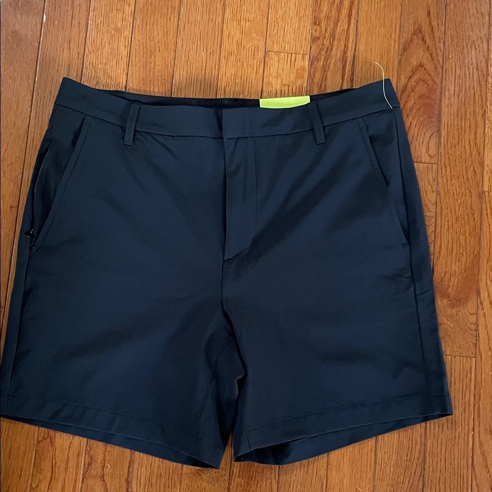 All in Motion Black Men’s golf shorts